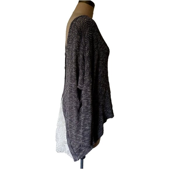 SAGE long lagenlook light sweater top back buttons and crochet lace insert L - Picture 7 of 12